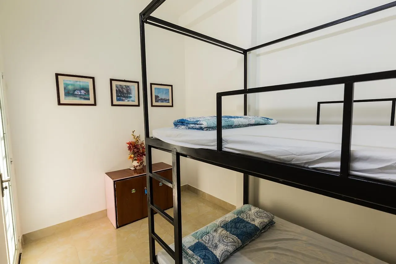 Lien'S Beach Hostel Da Nang 0*,  Vietnam